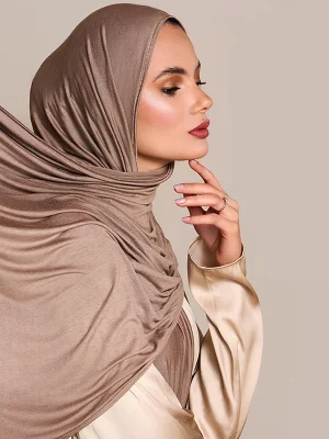 وشاح  من القطن الجيرسيه
